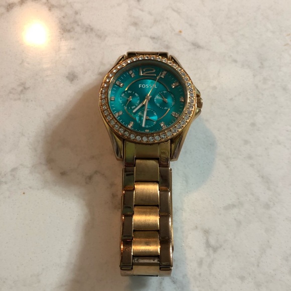Fossil watch with gold band and turquoise face - Picture 2 of 4